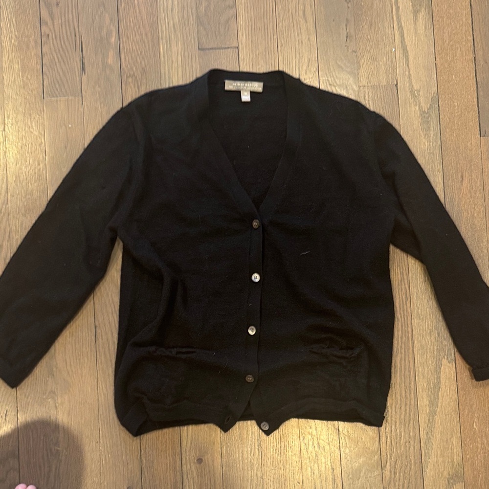 Neiman Marcus Cashmere Black Women's Cardigan